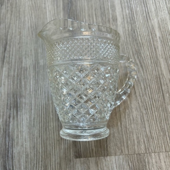 Vintage 1970’s WEXFORD Anchor Hocking glass creamer dish. Perfect condition - Picture 3 of 5